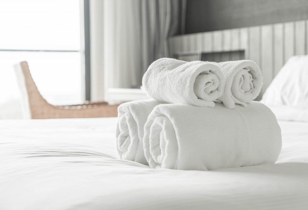 linen hotel bersih dan rapi setelah laundry profesional